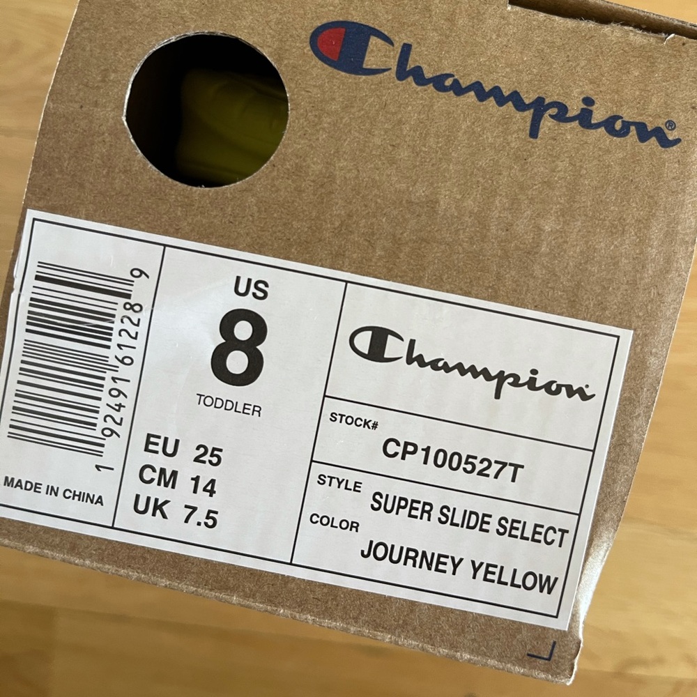 Champion size 8